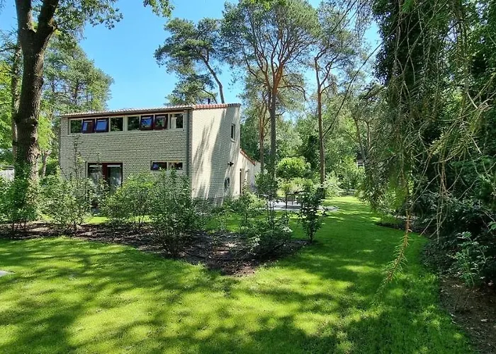 Bosfluiter Дом отдыха