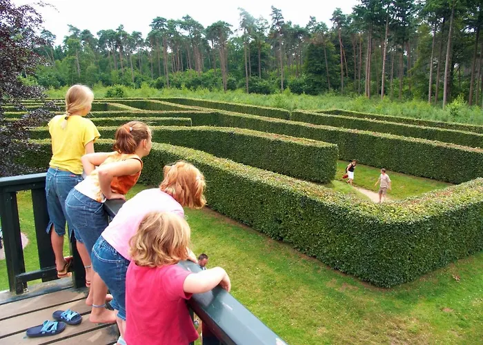 Bosfluiter Дом отдыха Галле